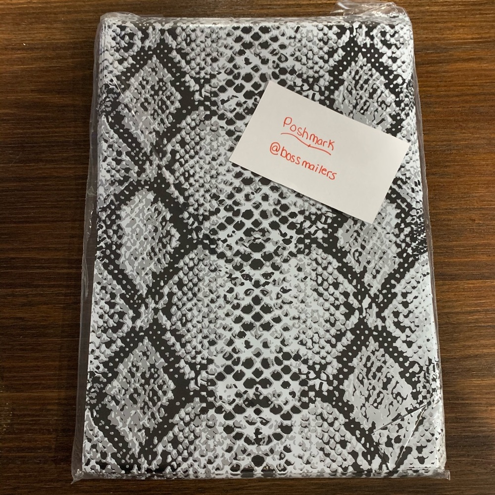 SOLD OUT - Picture 3 of 3